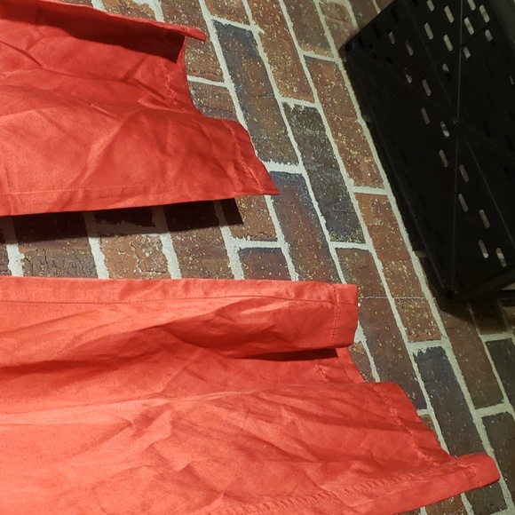 ARMANI EXCHANGE RED PANTS. - Picture 3 of 7